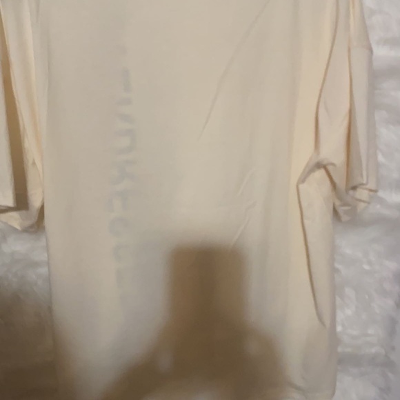 Overdressed Tee - Picture 3 of 4